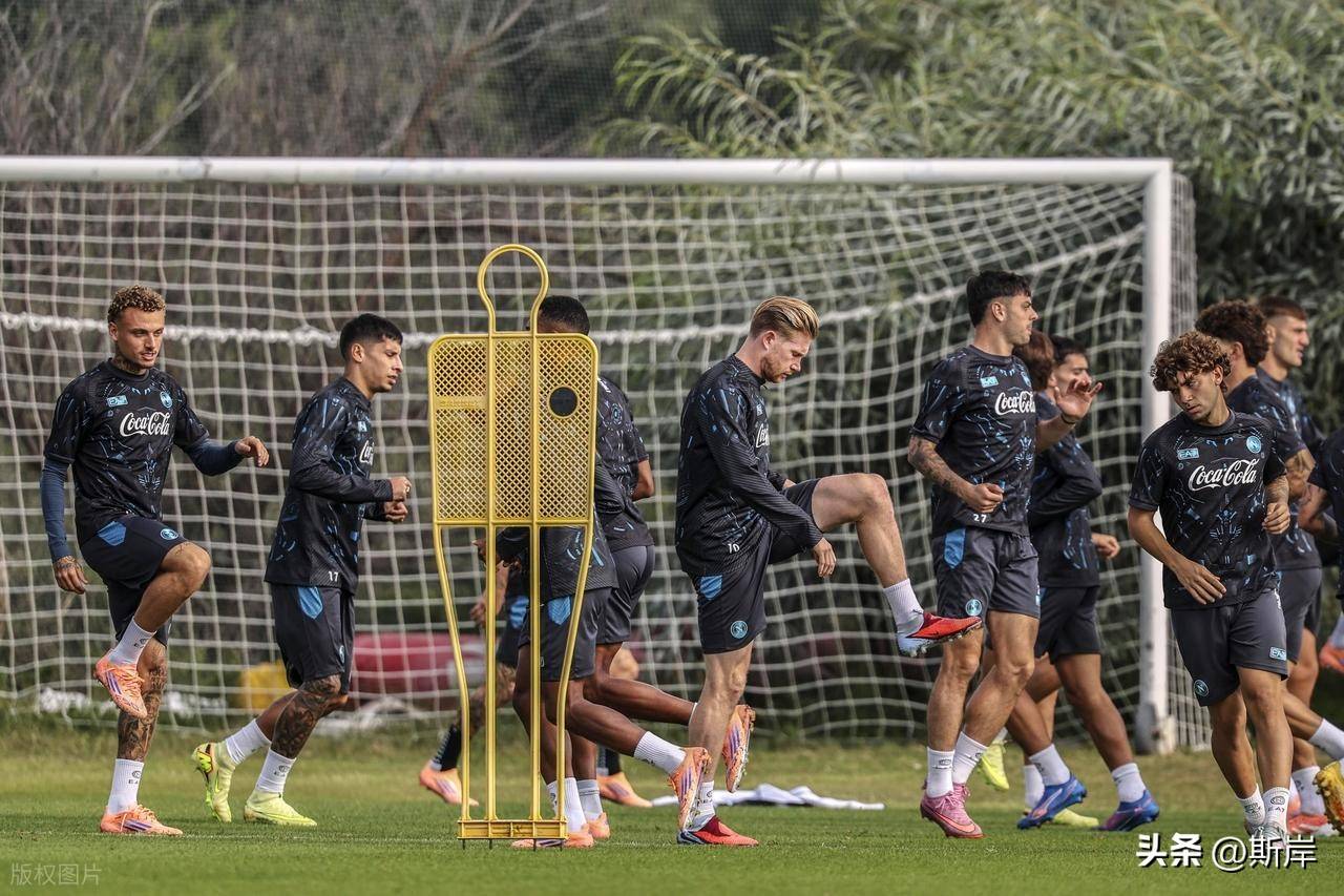 爱游戏官网-转折点！埃因霍温豪取连胜，意甲集结日攻防权衡，震撼外界，训练强度明显提升的简单介绍