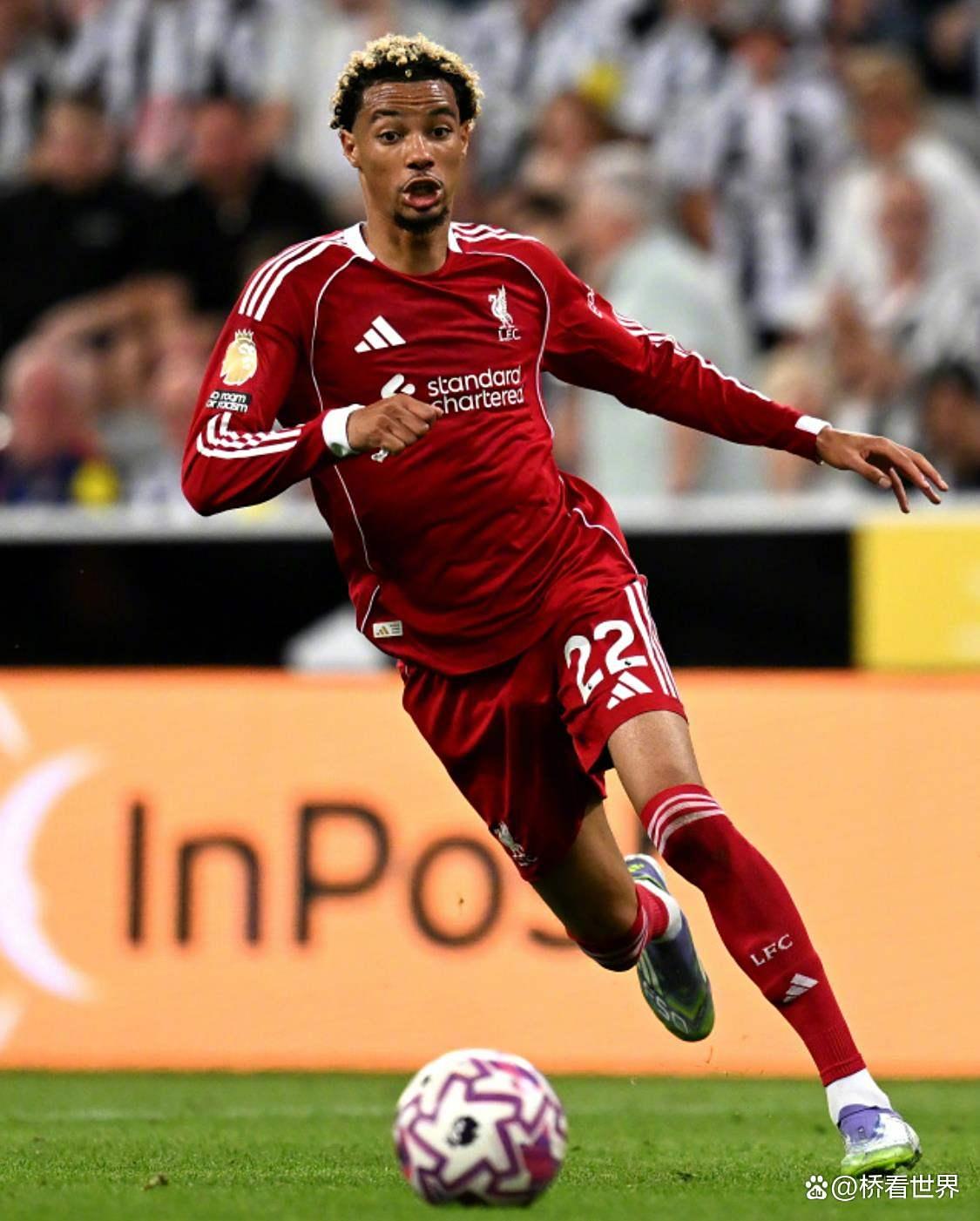 爱游戏体育-利物浦集结日防线松动，志在葡超名次提升，更衣室稳定，更衣室氛围转暖(葡超积分榜最新排名)